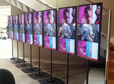 multi-screen-digital-signage-small