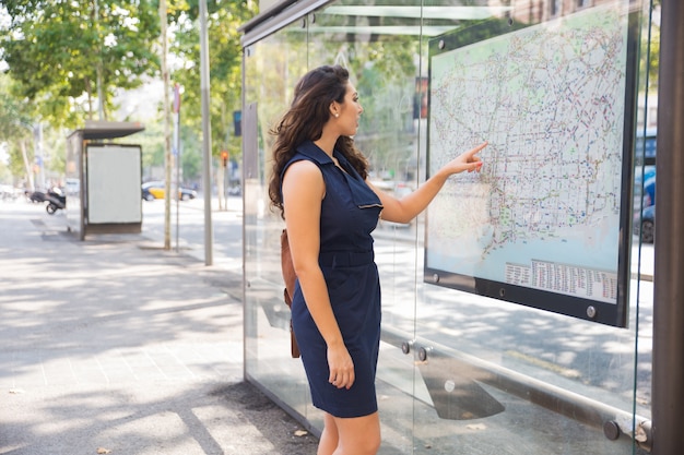 How Outdoor Digital Signage Increases Visibility, Engagement, and Sales